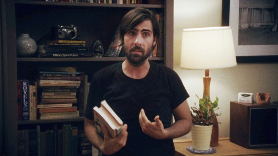 Listen Up Philip: Jason Schwartzman in una scena del film