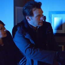 The Strain: Mia Maestro insieme a Corey Stoll nell'episodio It's Not For Everyone