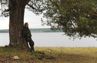 Irina Ermolova in una scena di The Postman's White Nights
