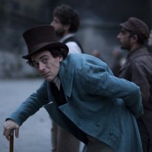 Il giovane favoloso: Elio Germano nei panni di Giacomo Leopardi in una scena
