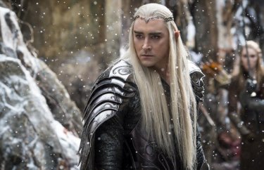 Lee Pace nei panni di Thranduil in una scena de Lo Hobbit - La battaglia delle cinque armate