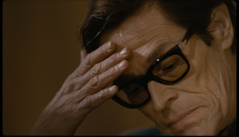 Willem Dafoe in un primo piano tratto dal film Pasolini