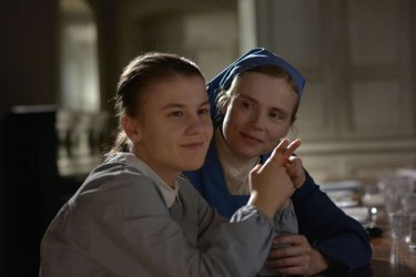 Mary’s Story: Isabelle Carré con Ariana Rivoire in una scena del film