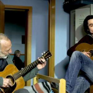 Pause: André Wilms insieme a Baptiste Gilliéron in una scena del film