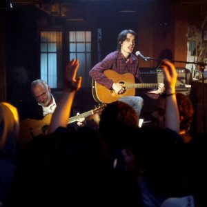 Pause: Baptiste Gilliéron e André Wilms in una scena del film