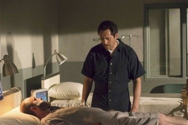 The Bridge: Demian Bichir nell'episodio Eye of the Deep