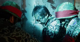 One on One: Ma Dong-seok, Capo delle Ombre, in una scena del film