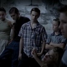 Una scena di La ragazza della porta accanto