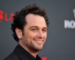 Matthew Rhys affianca Bradley Cooper in Adam Jones