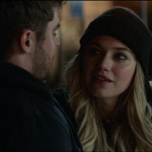 Zac Efron insieme alla bella Imogen Poots in una scena di Quel momento imbarazzante