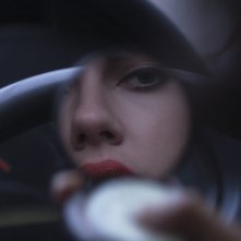 Under the Skin: gioco di specchi per l'aliena Scarlett Johansson