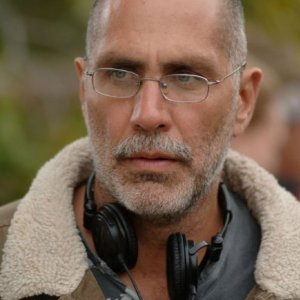 Words with Gods: Guillermo Arriaga, regista dell'episodio God's Blood, in una foto dal set