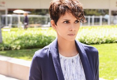 Extant: Halle Berry in un momento dell'episodio Nightmares