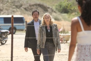 The Bridge: Demian Bichir e Diane Kruger nell'episodio Harvest of Souls