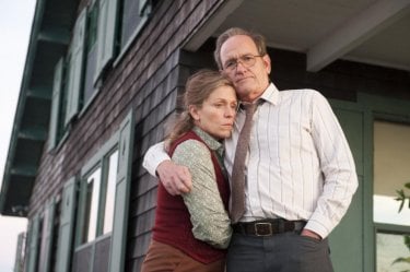 Frances McDormand con Richard Jenkins in una scena di Olive Kitteridge