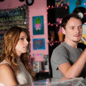 Burying the Ex: una scena della commedia-horror di Joe Dante