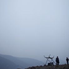 Una suggestiva immagine del film The Coffin in the Mountain