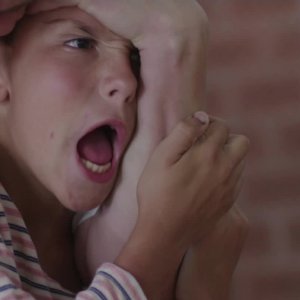 No One's Child: una drammatica seqenza del film di Vuk Rsumovic