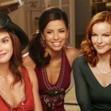 Desperate Housewives: Marcia Cross, Eva Longoria, Teri Hatcher in una scena