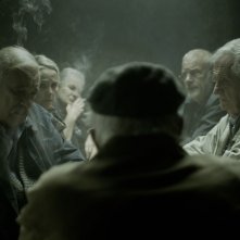 Mita Tova - The Farewell Party: una scena del film di Tal Granit e Sharon Maymon