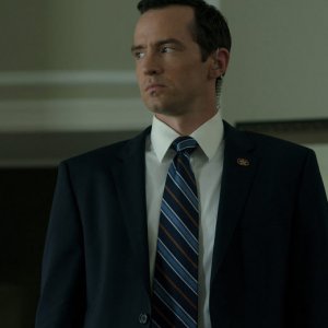 House of Cards: Nathan Darrow in Chapter 18