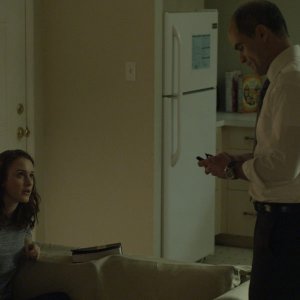 House of Cards: Rachel Brosnahan e Michael Kelly in Chapter 23
