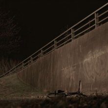 Bypass: George MacKay in una scena del film