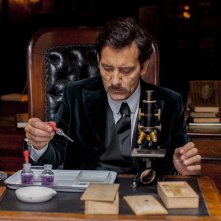 The Knick: un'immagine di Clive Owen nella prima stagione