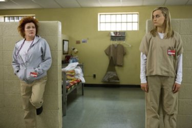 Orange Is the New Black: Kate Mulgrew e Taylor Schilling in Low Self Esteem City