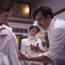 The Knick: una scena con Clive Owen nella prima stagione