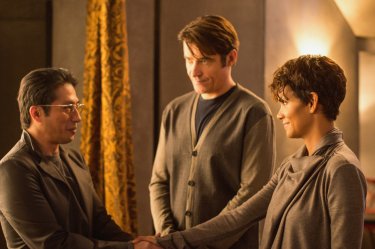 Extant: Goran Visnjic e Halle Berry nell'episodio More in Heaven and Earth