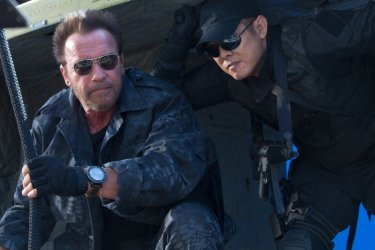 Arnold Schwarzenegger con Jet Li ne I mercenari 3 - The Expendables
