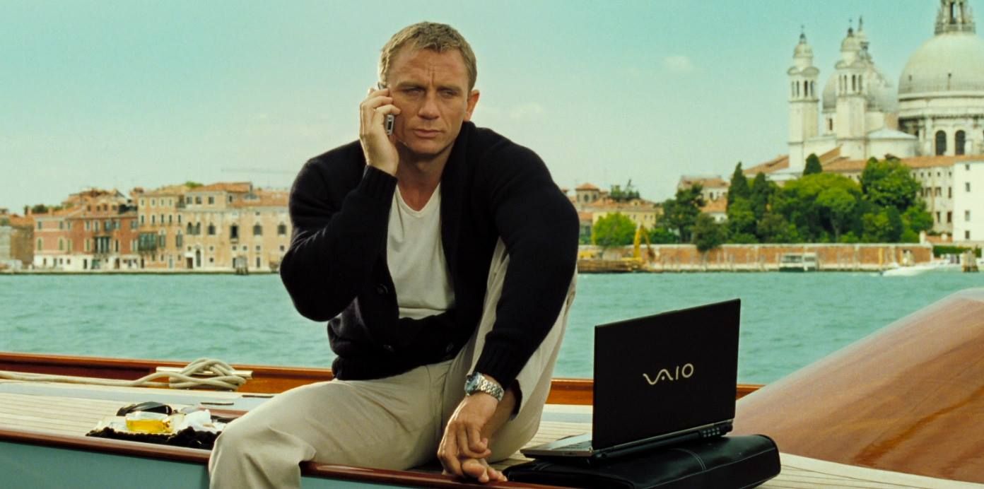 Daniel Craig in una scena di Casino Royale