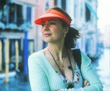 Pane e tulipani: una scena con Licia Maglietta