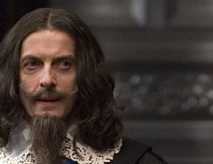 Peter Capaldi in una scena di The Devil's Whore