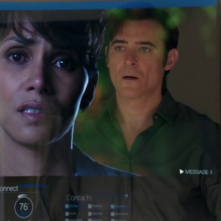 Extant: Halle Berry e Goran Visnjic nell'episodio Incursion