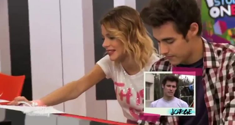 Violetta Stagione 3 Un Giorno Sul Set Movieplayer It