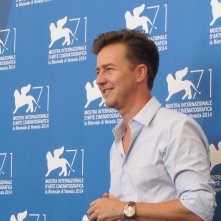 Edward Norton presenta Birdman a Venezia 71, nel 2014