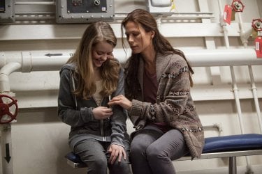 The Last Ship: Rhona Mitra nell'episodio No Place Like Home