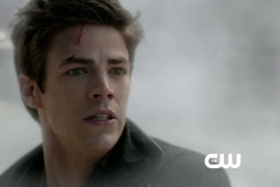 Trailer - The Flash - The Future Begins