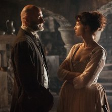 Outlander: Graham McTavish e Caitriona Balfe nell'episodio The Way Out