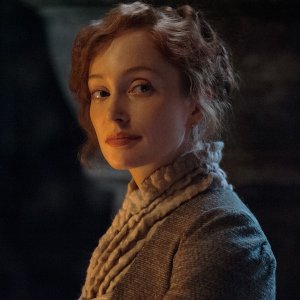 Outlander: Lotte Verbeek nell'episodio The Way Out