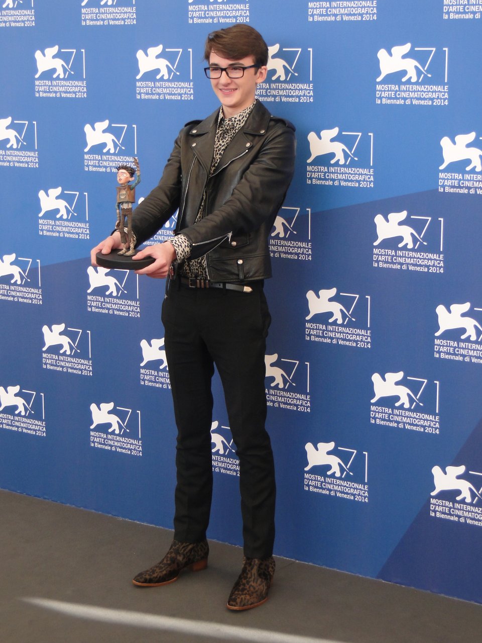 Venezia 2014: Isaac Hempstead-Wright con il suo Uovo al photocall di Boxtrolls