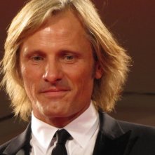 Venezia 2014, Viggo Mortensen sul red carpet per Loin des Hommes