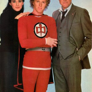 Ralph Supermaxieroe: William Katt, Connie Sellecca e Robert Culp in un'immagine promozionale