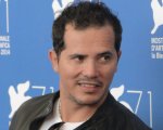 John Leguizamo denuncia il razzismo a Hollywood: 'Sono stato alla larga dal sole per poter lavorare'