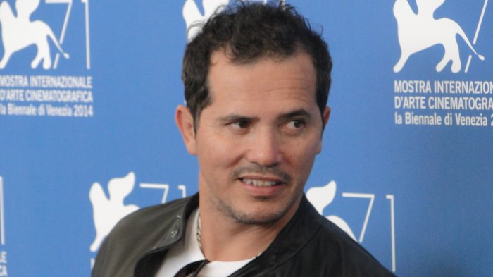 John Leguizamo denuncia il razzismo a Hollywood: "Sono stato alla larga dal sole per poter lavorare"