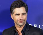 John Stamos protagonista di Members Only