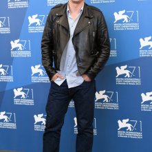 Venezia 71: James Franco, regista e interprete de L'urlo e il furore, e il suo nuovo look