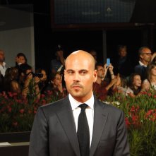 Marco D'Amore sul red carpet di Venezia 2014 per Perez.